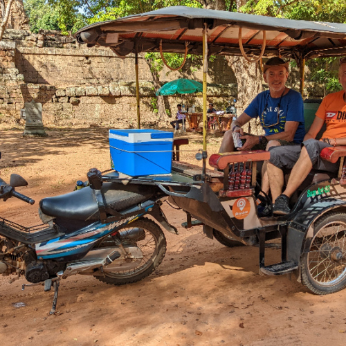 Déplacement eu tuktuk pour visiter les temples. Siem Reap