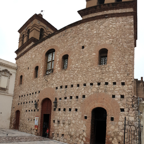 L'église jésuite de la Compagnie de Jésus. Cordoba.