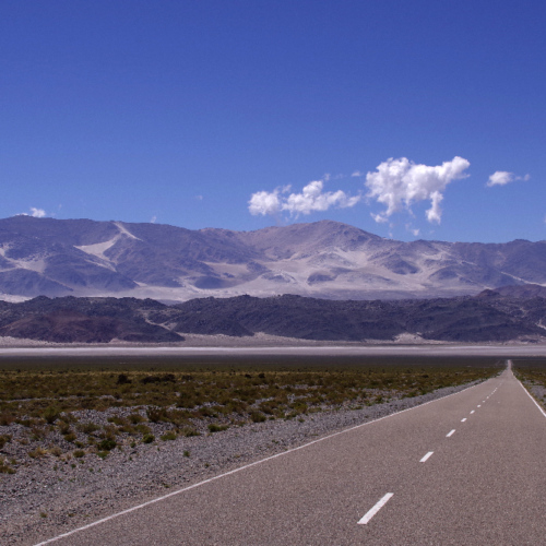 Laguna Carachi Pampa et Campo de Piedra Pomez. La Puna.