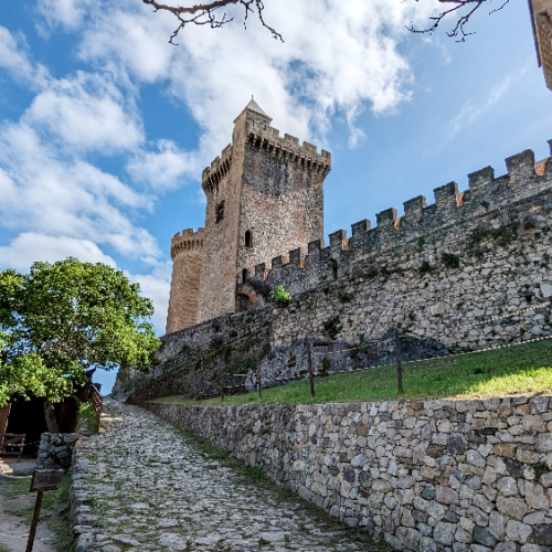 Le Château des Comtes de Foix. Foix.