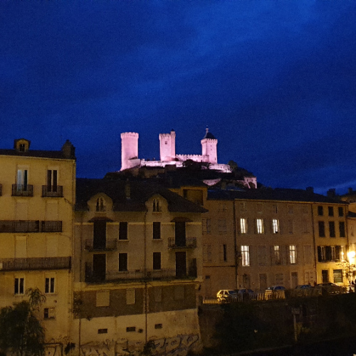 Le Château des Comtes de Foix. Foix.