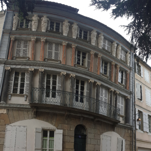 Le vieux Foix. Foix.