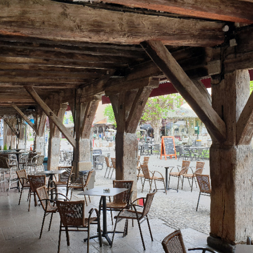 La place des couverts. Mirepoix.