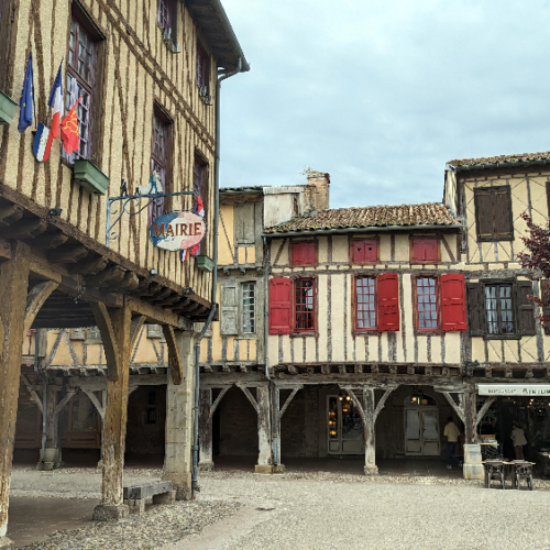 La Mairie de Mirepoix. Mirepoix.