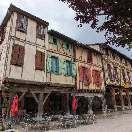 La Mairie de Mirepoix. Mirepoix.