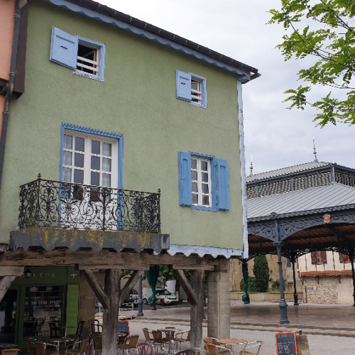 La Halle de Mirepoix. Mirepoix.