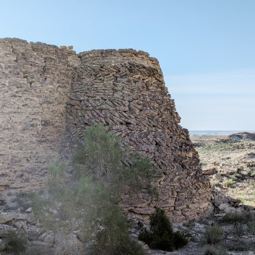 Caravansérail de Kurgancha Kala. Mer d'Aral, Kurgancha Kala.