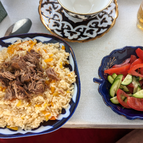 Repas, Plov et crudités Mer d'Aral.