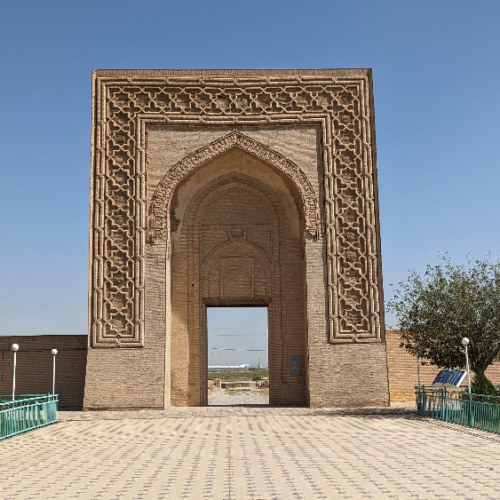 Caravansérail de Rabat-i-Malik. Rabat-i-Malik.