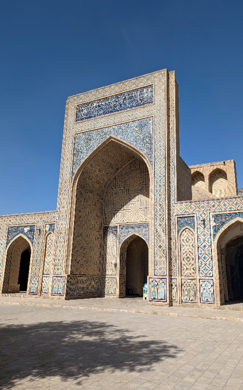 La Madrassa Miri Arab. Boukhara.