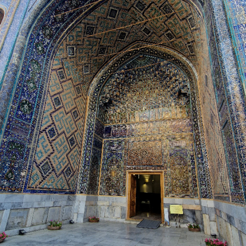 La médersa d'Ulugh Beg. Samarcande.