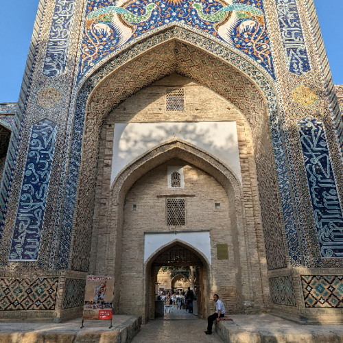 La Médersa Nadir Devonbegui. Boukhara.