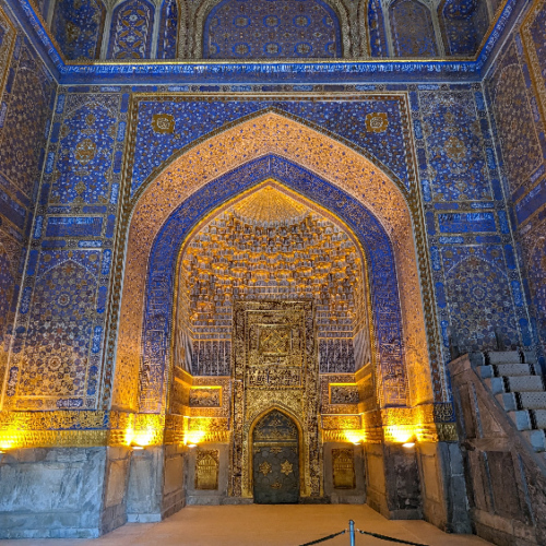 La médersa Tilla-Qari. Samarcande.