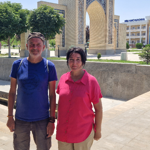 Notre guide anglophone à Nourata, Shakhlo Hasanova Nourata.