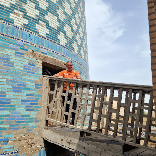 L'Itchan Kala, vieille ville de Khiva. La passerelle vers le minaret court. Khiva.