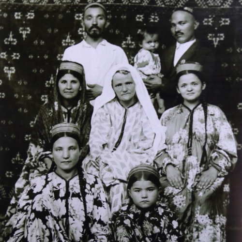 Musée du Tach Khaouli, portraits de la famille royale et leur entourage. Khiva.