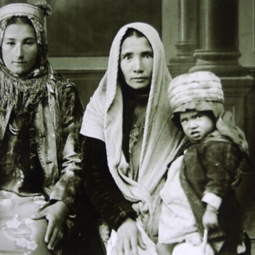 Musée du Tach Khaouli, portraits de la famille royale et leur entourage. Khiva.