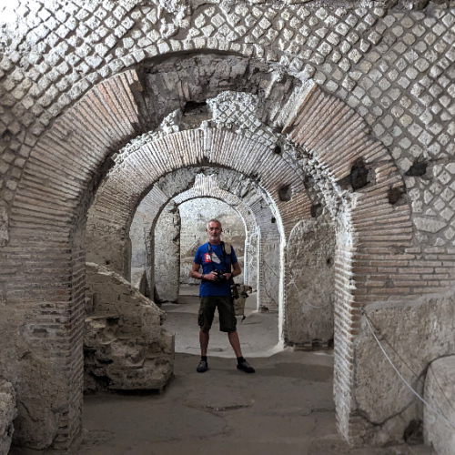 le complexe San Lorenzo Maggiore. Naples