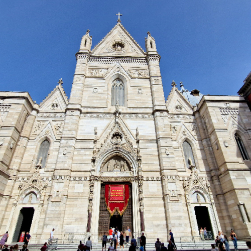 La Cathédrale ou Duomo. Naples