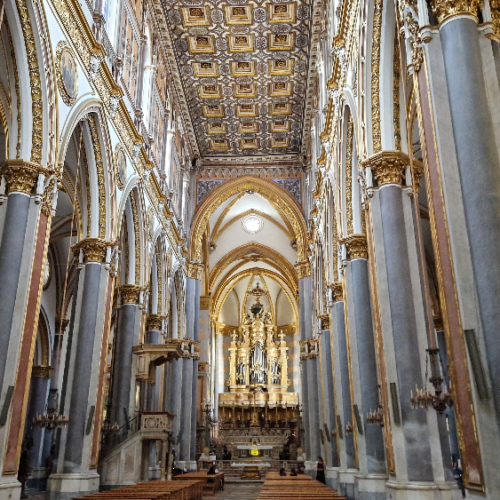 Eglise San Domenico Maggiore. Naples
