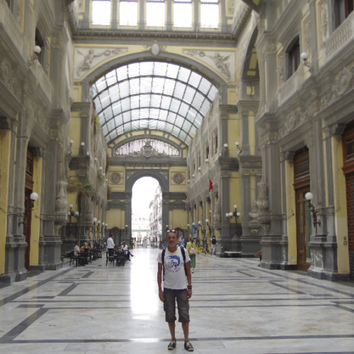 Galerie Principale de Naples. Naples