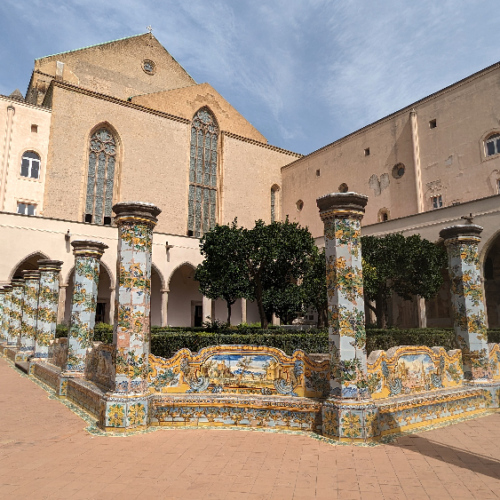 Monastère de Santa Chiara, le cloître. Naples