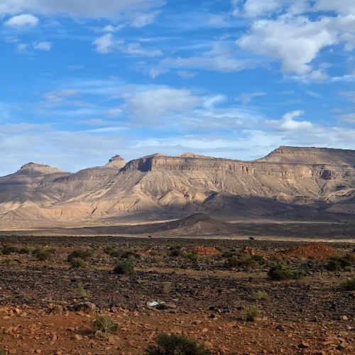 Sur la route vers N'Kob. Six jours de trek dans le Djébel Saghro
