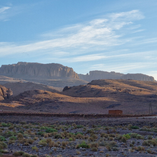 Début de notre marche. Six jours de trek dans le Djébel Saghro
