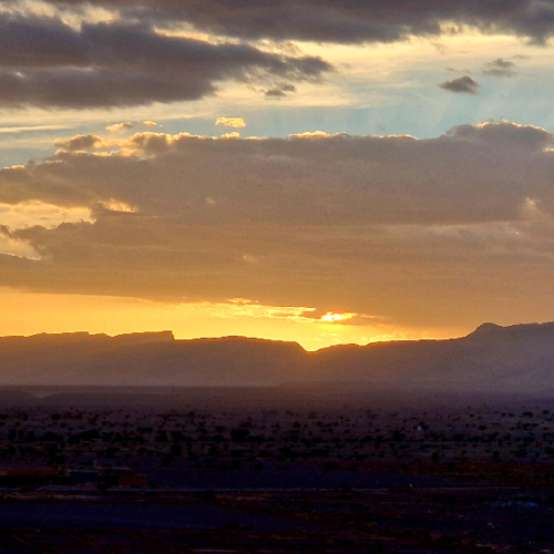 Coucher de soleil à N'Kob. Six jours de trek dans le Djébel Saghro