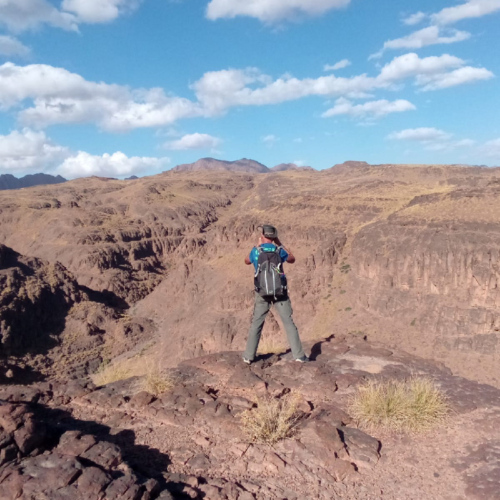 Sur le plateau. Six jours de trek dans le Djébel Saghro