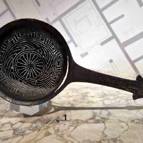 Objet retrouvé et exposé au musée. Herculanum