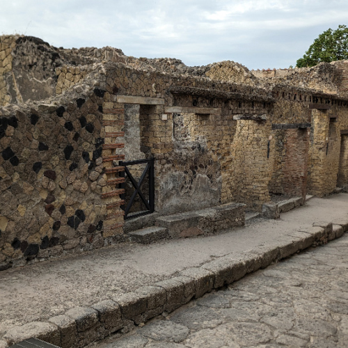 Ruelle pavée. Herculanum