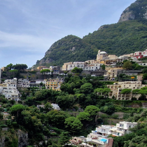 Visite de la petite église Madonna Delle Grazie tout en haut. Positano