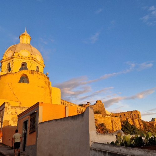 Dans les rues de Corricella. Procida