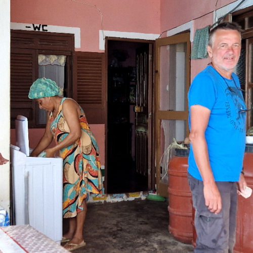 Petit arrêt à Formiguinhas pour une Strella, la bière capverdienne. Cap Vert Santo Antao