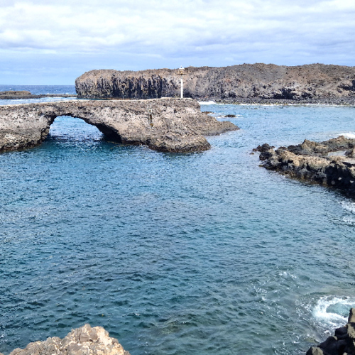 A Ponta da Salina, une piscine naturelle. Cap Vert, Sao Filipe.