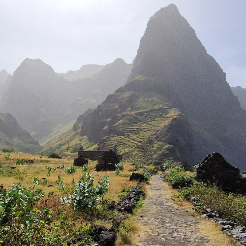 Le village abandonné en vue. Cap Vert Santo Antao