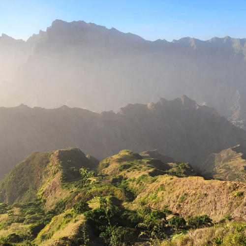 Route de Cova à Ribeira Grande. Cap Vert, Santo Antao.