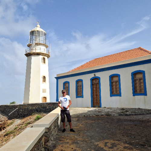 La côte entre Paùl et Porto Novo. Visite d'un phare, un des dernier. Cap Vert, Santo Antao.