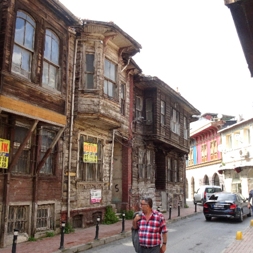 Istanbul, les vieilles maisons. Istanbul, les vieilles maisons.