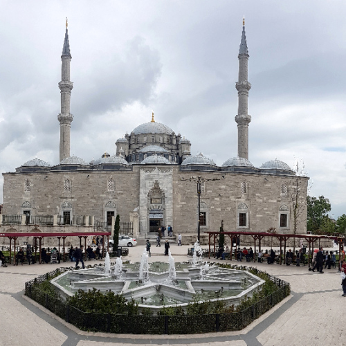 Istanbul, le Mosquée Fatih. Istanbul, le Mosquée Fatih.