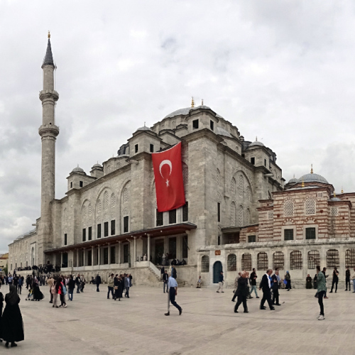 Istanbul, le Mosquée Fatih. Istanbul, le Mosquée Fatih.