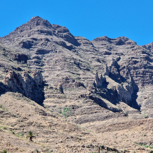 De très beaux dykes volcaniques. Grande Canarie, Tasarte, Mogan, Venegueta.