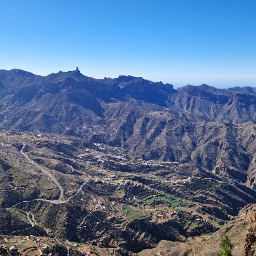 La vallée de Tejeda et le Roque Nublo. Grande Canarie, Vallée Tejeda.