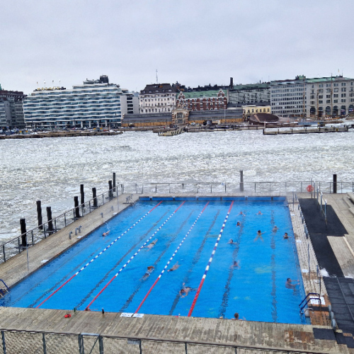 Helsinki. Piscine de mer d'allas. Helsinki.