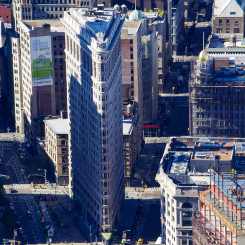 Vue panoramique de l'Empire State building sur le Flat Iron. Vue panoramique de l'Empire State building sur le Flat Iron.