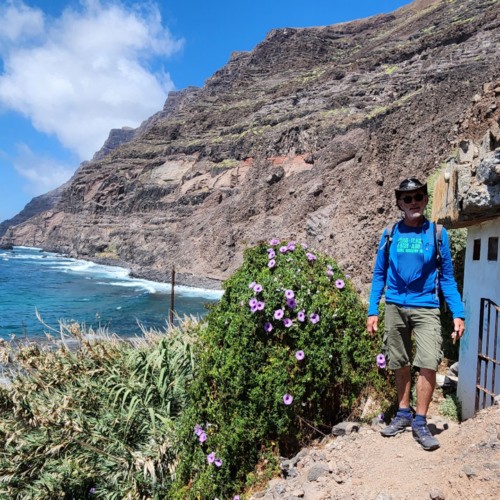 Balade au bas des falaises. Fin du sentier. Lanzarote, Falaises de Famara.