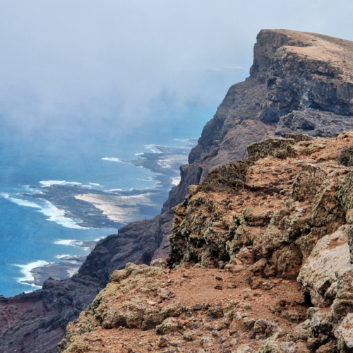 Parcours sur les hauteurs des falaises de Famara. Lanzarote, Les falaises de Famara.