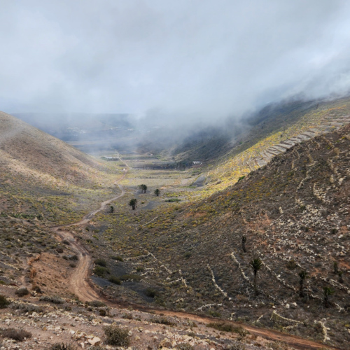 Parcours sur les hauteurs des falaises de Famara. Lanzarote, Les falaises de Famara.