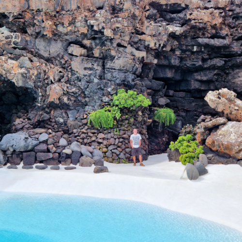 La piscine dans le parc de Jameos del Agua. Lanzarote, Jameos del Agua.